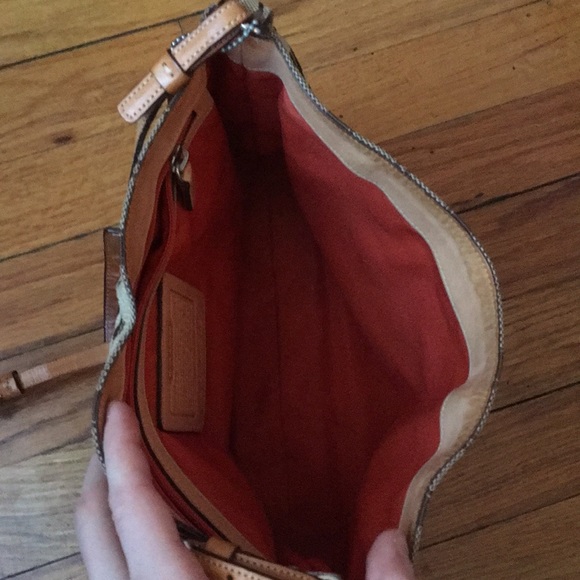 Coach authentic hand bag - Picture 5 of 7